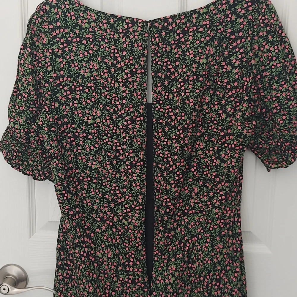 J.Crew Smocked Short Sleeve Floral Midi Dress 10 - Picture 8 of 11